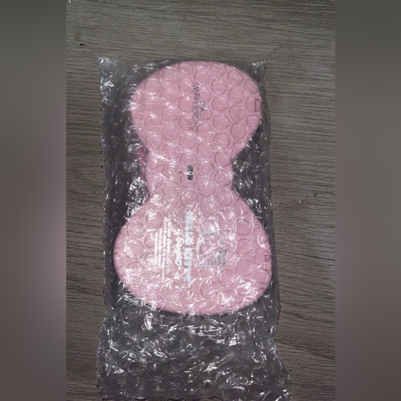 NIB hello kitty bow LED mirror - Picture 10 of 10